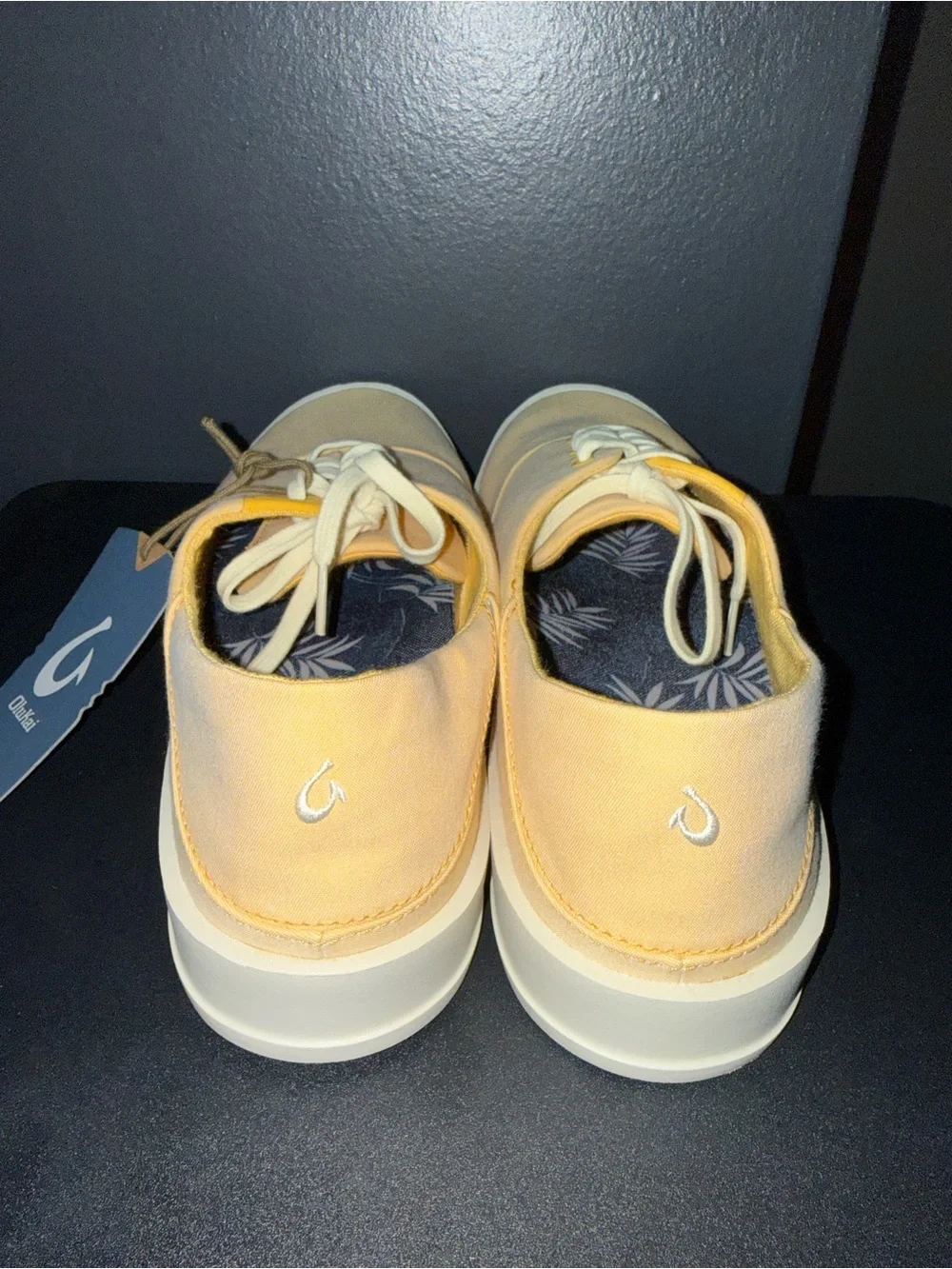 🆕 OluKai Tradewind Sneakers Solar Glow Men’s 11